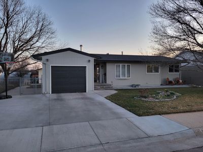212 N CHEROKEE RD, Mccook, NE, 69001
