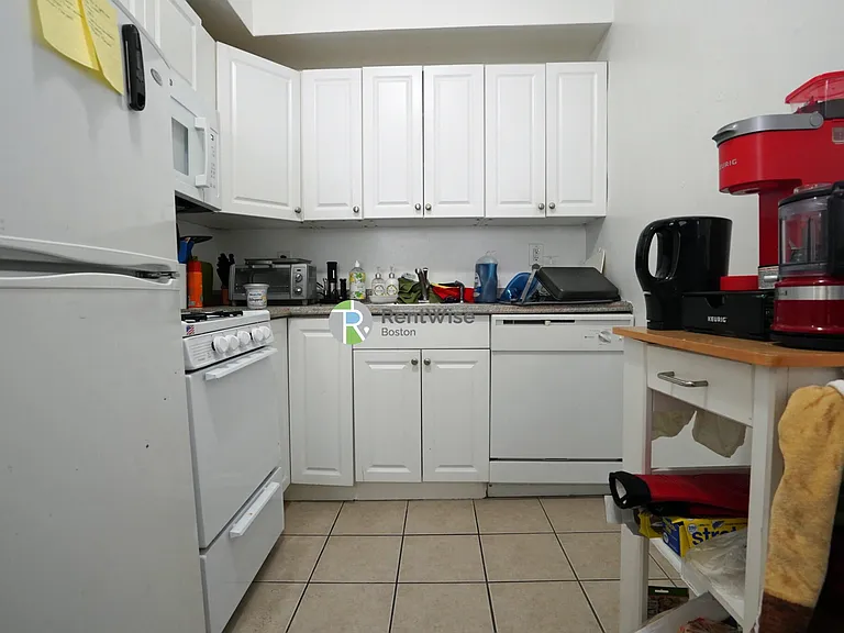 75 Brighton Ave #3 — Photo 9