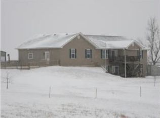 5156 Osborne Rd, Atchison, KS 66002