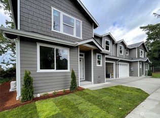 2747 Callahan Dr, Bremerton, WA 98310