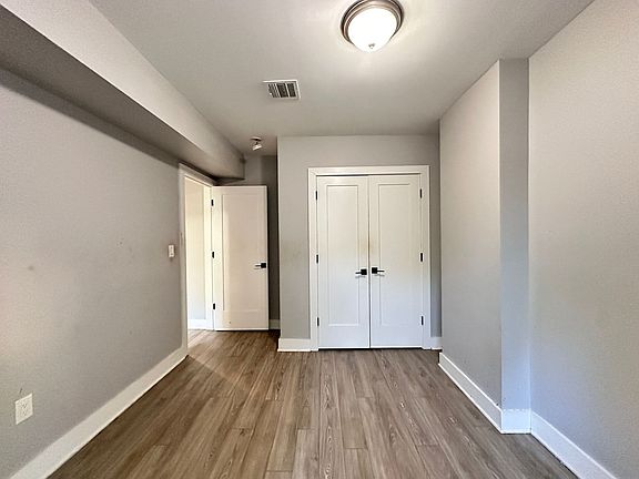 4th image of 26 Yale Ave #27E