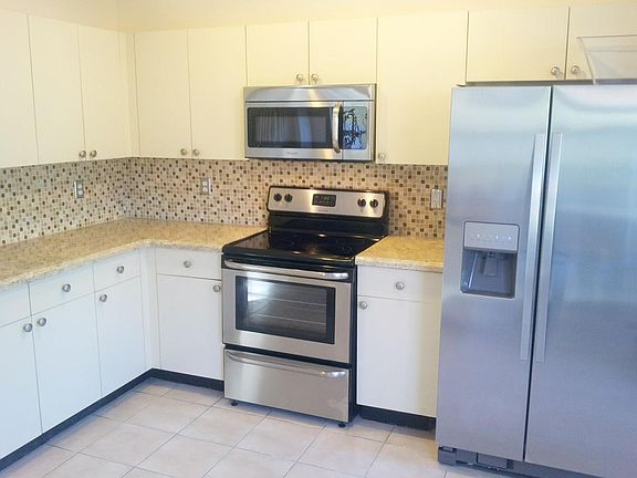 STAINLESS STEEL APPLIANCES