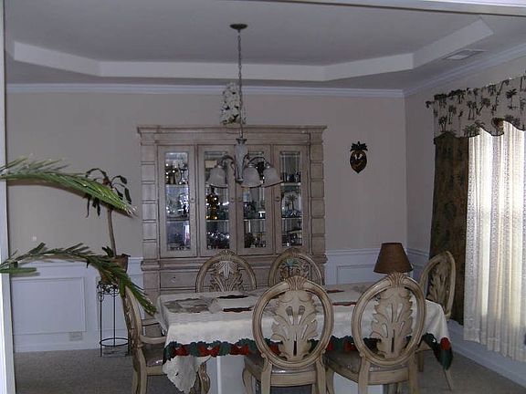 3rd image of 3592 Lanier Dr