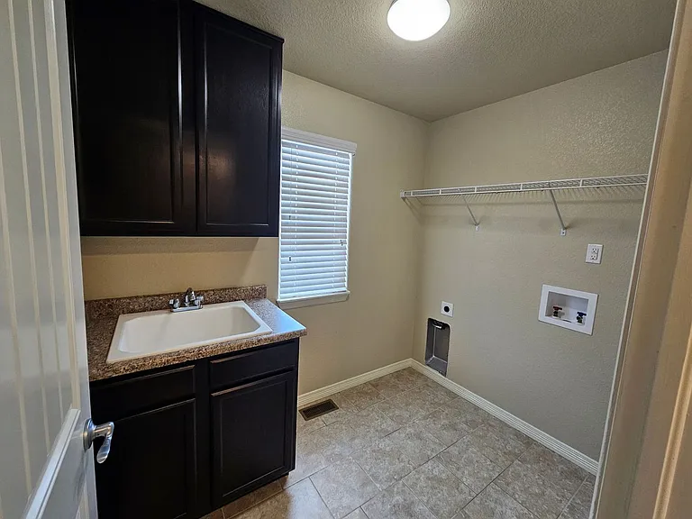 6471 Stingray Ln — Photo 22