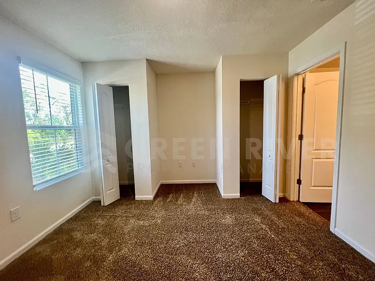 294 Aralia Ln — Photo 33