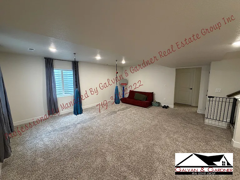 9803 Blaurock Dr — Photo 19