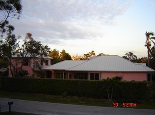 409 2nd Ave N, Naples, FL 34102