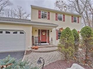 2139 Saucon Ave, Bethlehem, PA 18015