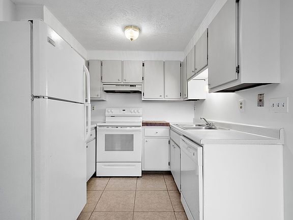 2nd image of 101 Cedar Hill Dr #3B-1BA