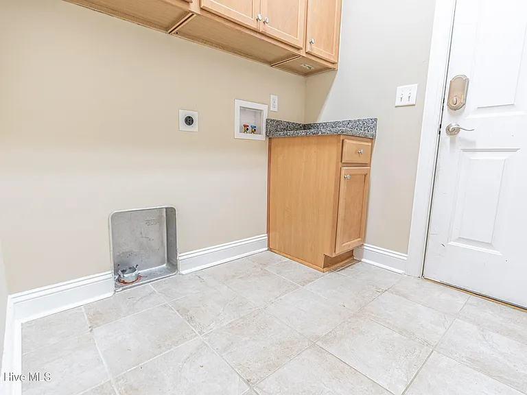 90 Cypress Cir — Photo 18