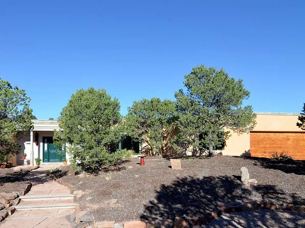 5 Cholla Cir, Santa Fe, NM 87506