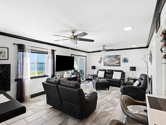 5th image of 101 Old Ferry Rd Unit 24A