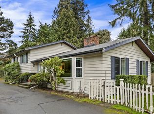 8833 Earl Ave NW, Seattle, WA 98117