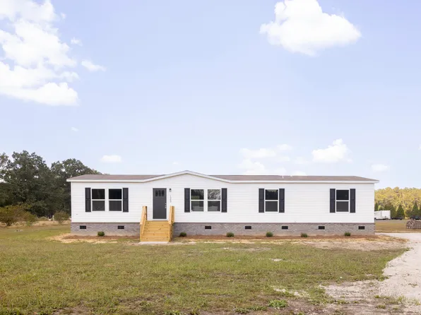 1360 Givhans Rd, Ridgeville, SC 29472