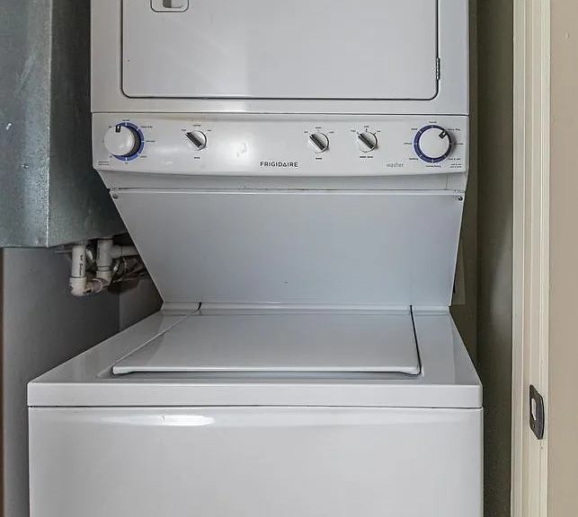 215F Nash St SE — Photo 10