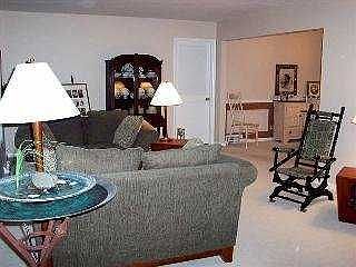 2nd image of 5136 Pickfair Dr