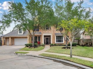 2707 Sable Ct, Pearland, TX 77584