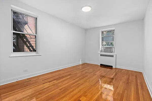 Rented by Douglas Elliman | media 4