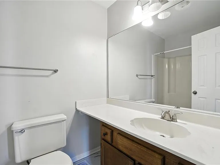 4636 Marlwood Way — Photo 6