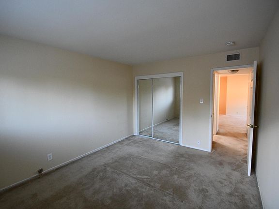 4th image of 825 Live Oak Ave #K