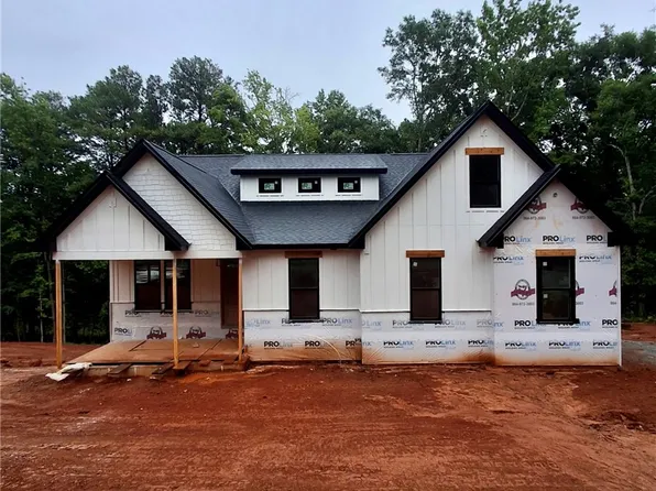 1411 Stonehurst Dr, Anderson, SC 29621