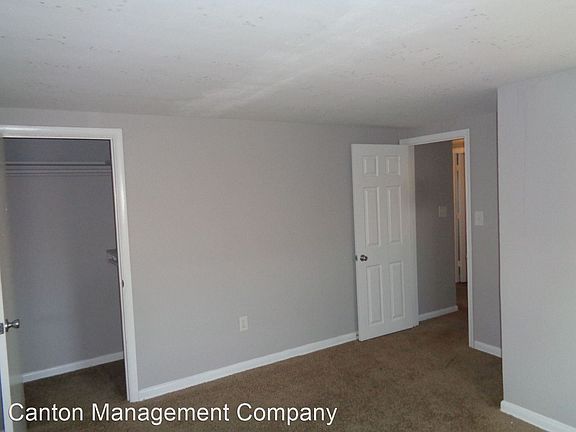 4th image of 205 Franklin St APT 2