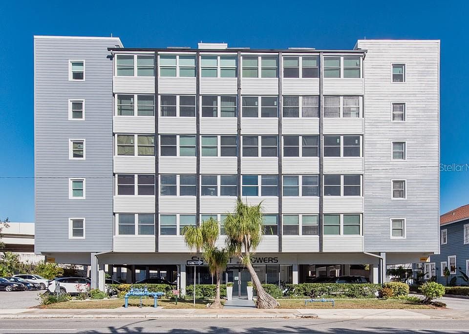 1st image of 841 4TH AVENUE N #64