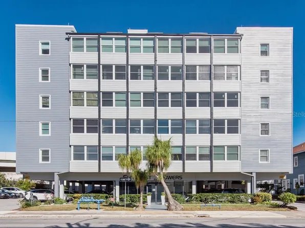 841 4th Ave N APT 64, Saint Petersburg, FL 33701