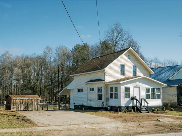 825 E Main St, Corry, PA 16407