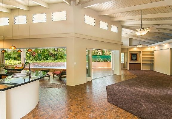 4th image of 2308 Kipuka St #2
