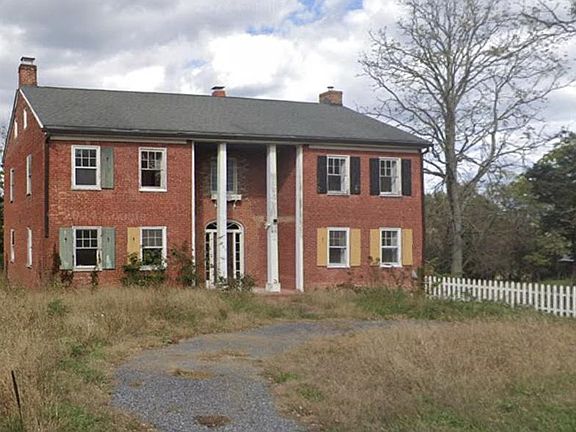 3rd image of 557 Tabler Station Rd