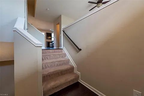 4th image of 6140 N Pointe Dr