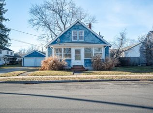 102 Grove St, Dover, NH 03820