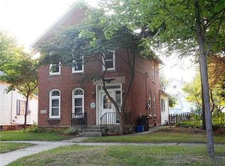 423 Clinton St, Elmore, OH 43416