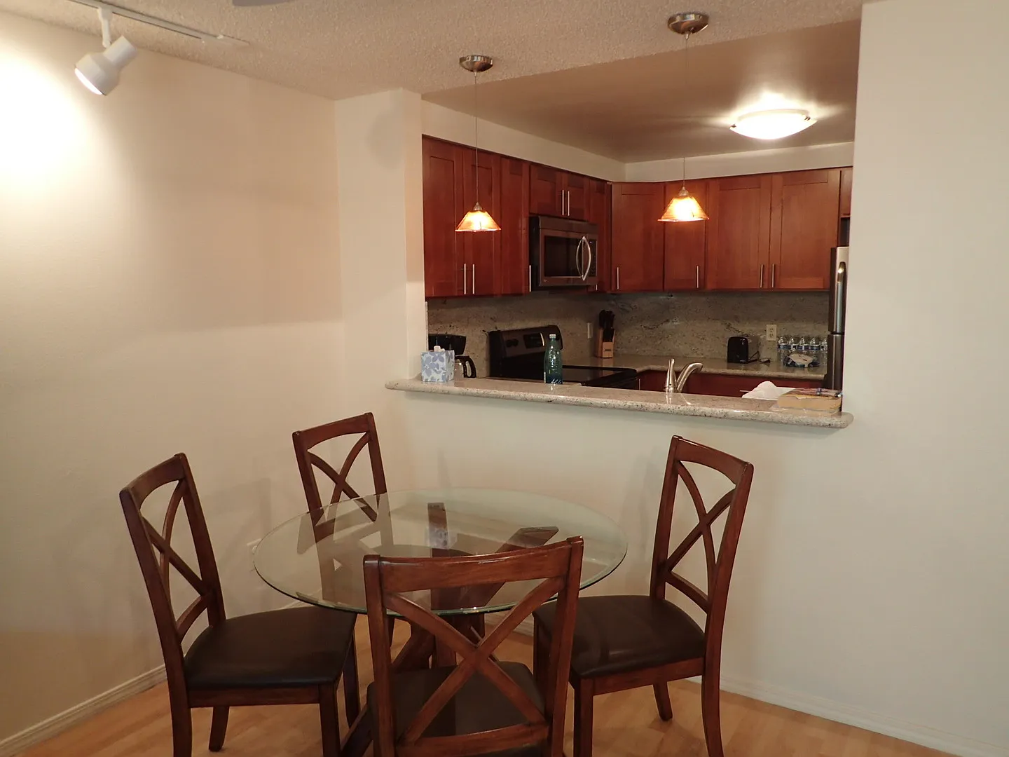 Beautiful Furnished 2bed/2bath Kihei Shores Condo! Complex Pool, Jacuzzi And Bbq Area — Photo 3
