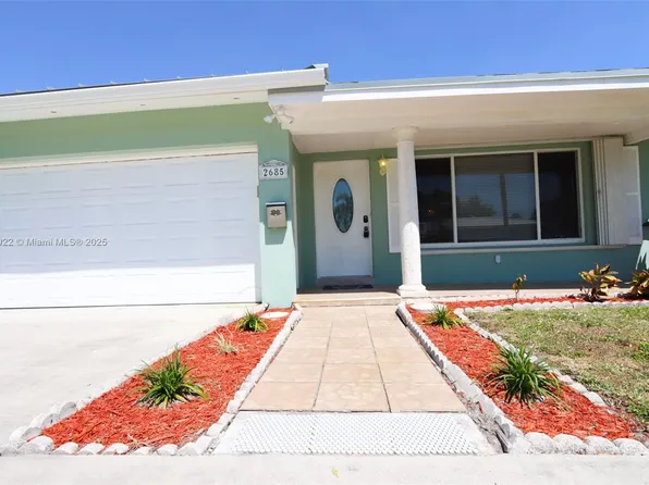 2685 SE 5th St, Pompano Beach, FL 33062
