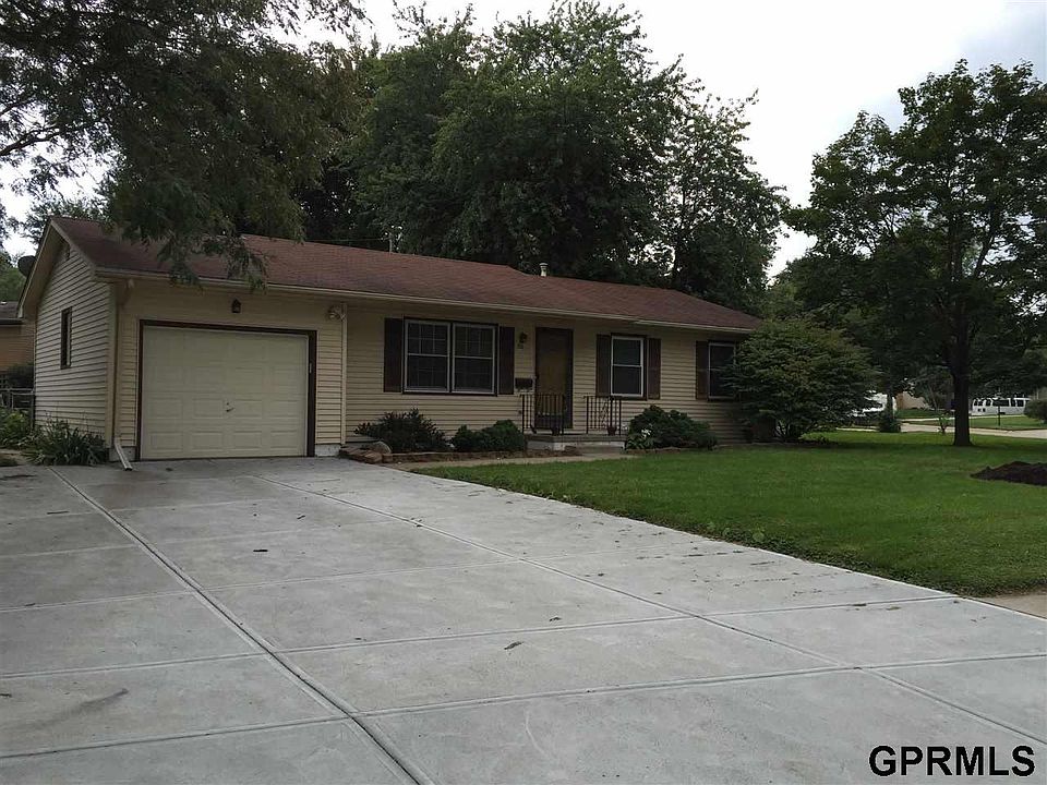 1st image of 501 Cordes Dr