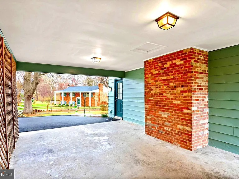 7109 Davis Ct — Photo 45