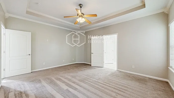 148 Highview Cv — Photo 14