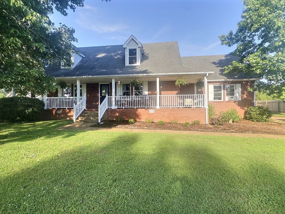 1st image of 115 Spicer Ct