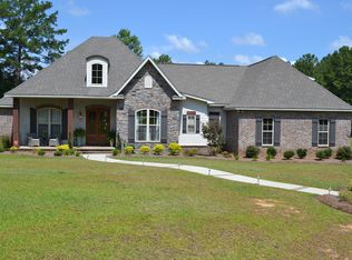 3 Cypress Lake Trl, Petal, MS 39465