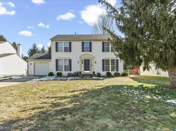 9 Coralberry Dr, Newark, DE 19702