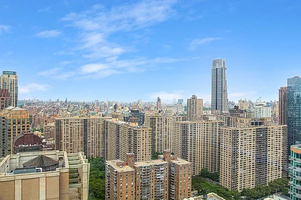 Rented by Nest Seekers International | media 1