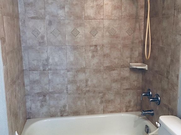 5th image of 5820 N Church Ave Unit 419