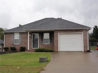 105 Kendale St, Bowling Green, KY 42103