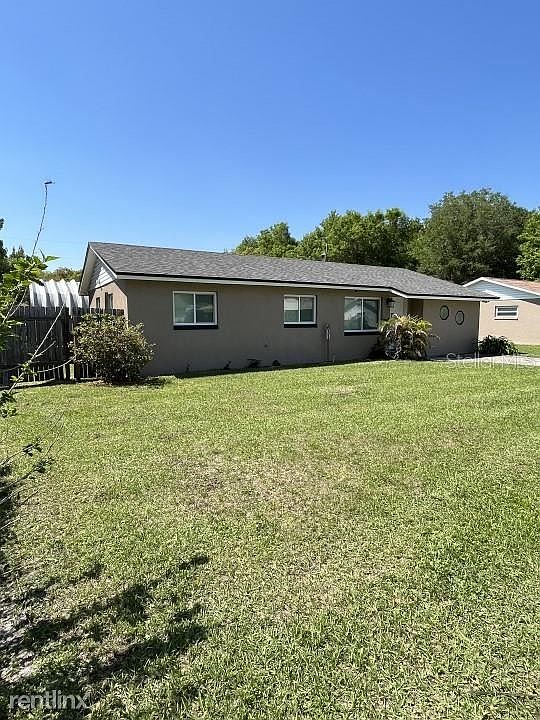 1st image of 631 Wisteria Ave