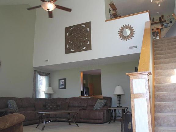 2nd image of 1930 Seaside Cir