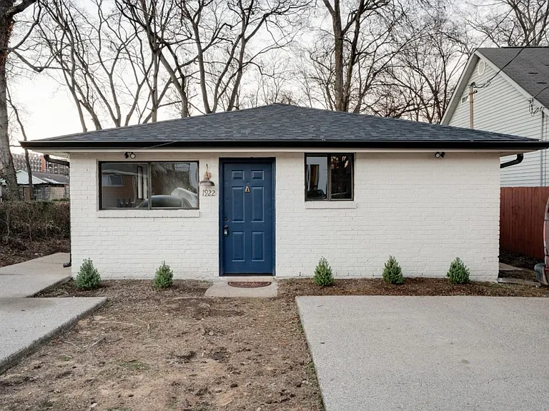 1922 Herman St — Photo 16