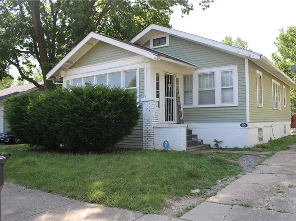 825 W Elm St, Decatur, IL 62522