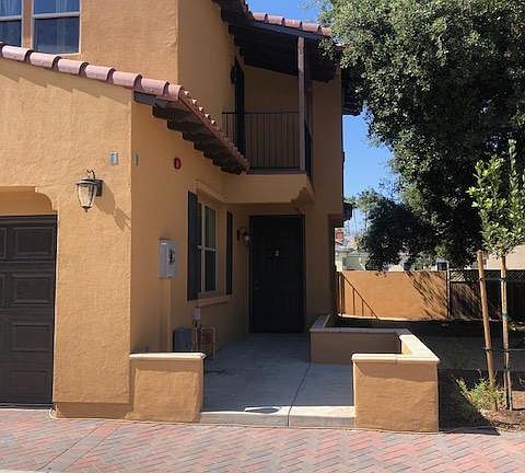 3rd image of 608 S Ramona St